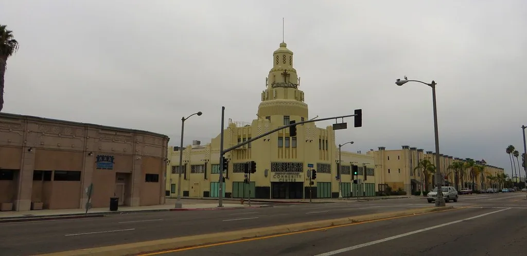 Community center on Vermont Avenue in Los Angeles, with its yellow tower.