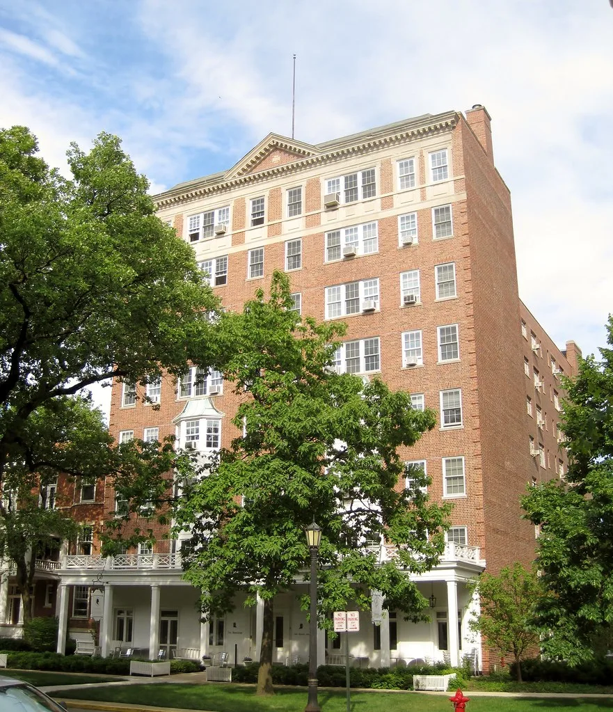 Façade de l'hôtel historique Homestead à Evanston