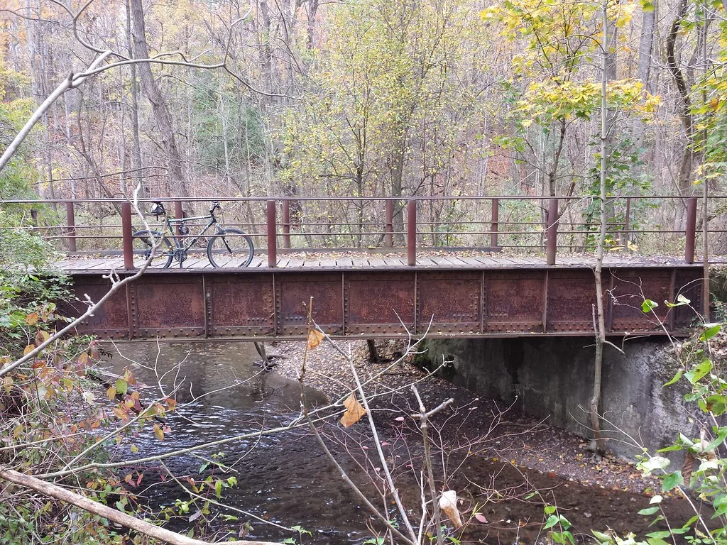 Ancien pont ferroviaire du Charlie Major Nature Trail près de Skaneateles