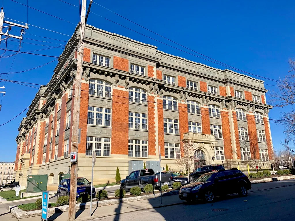 Ancien lycée Woodward dans le quartier Pendleton à Cincinnati